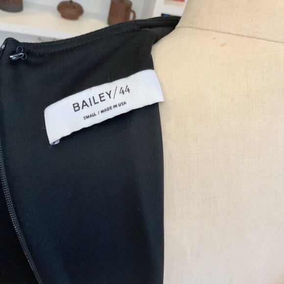 Bailey 44 Midnight Black Midi😍 - Picture 3 of 5